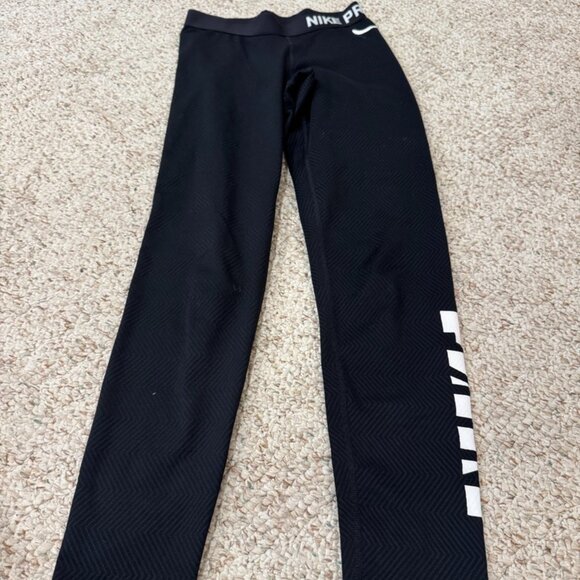 Nike Pro Leggings - Picture 1 of 4